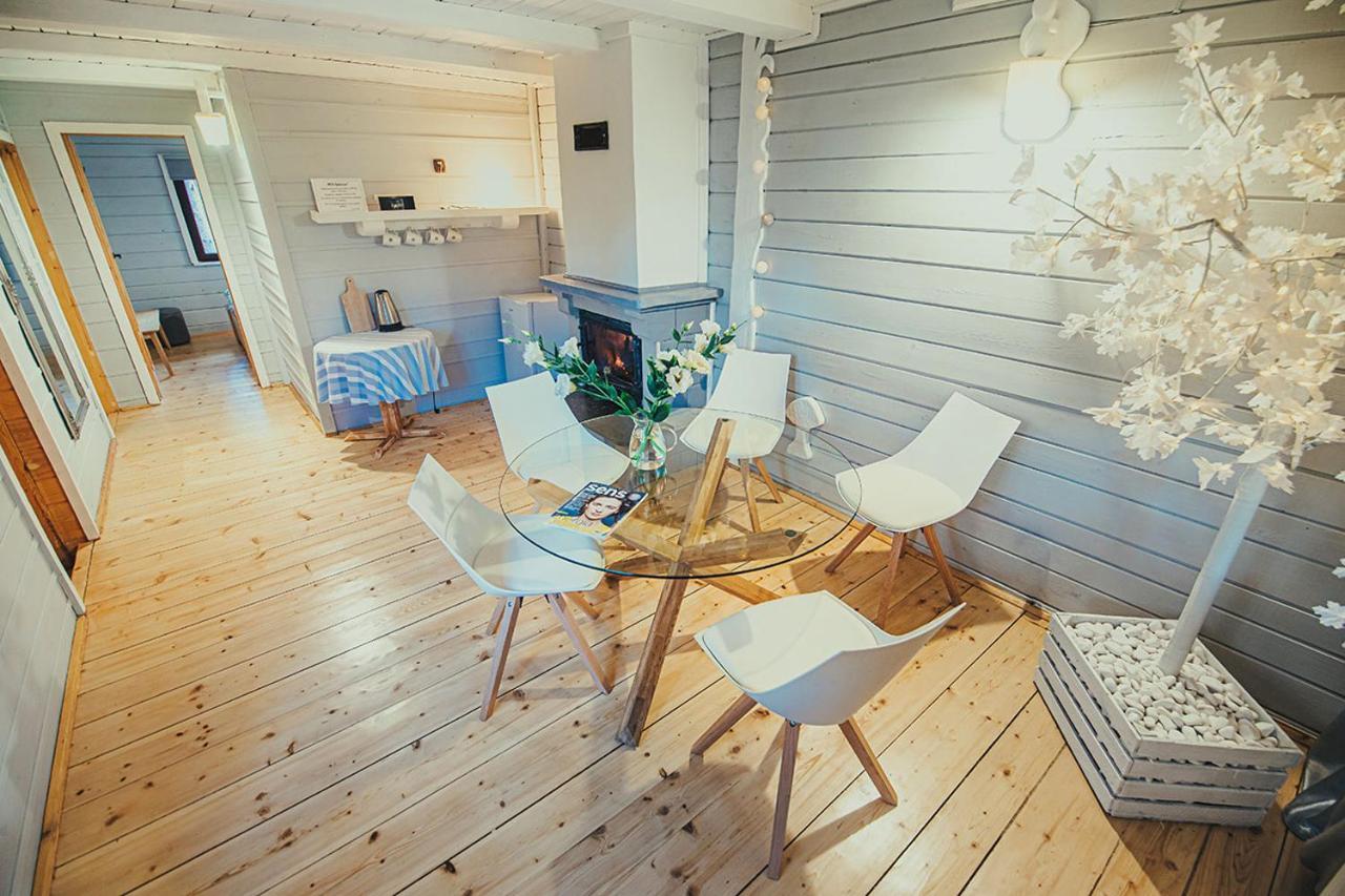 スパワ Zacisze Lesne Nad Pilica Bed & Breakfast エクステリア 写真