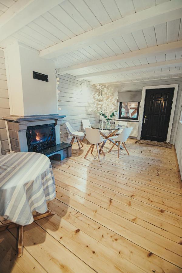 スパワ Zacisze Lesne Nad Pilica Bed & Breakfast エクステリア 写真