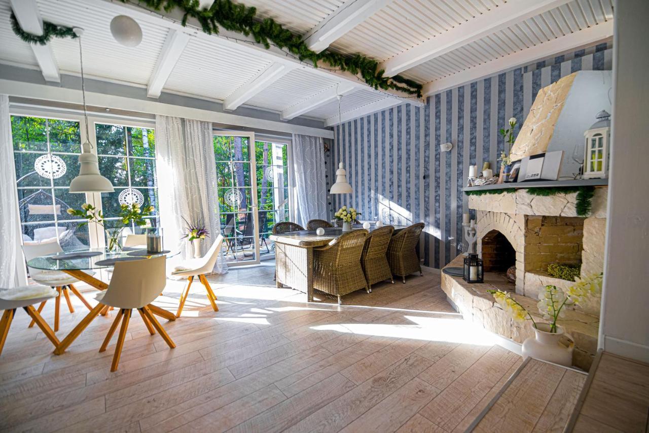 スパワ Zacisze Lesne Nad Pilica Bed & Breakfast エクステリア 写真