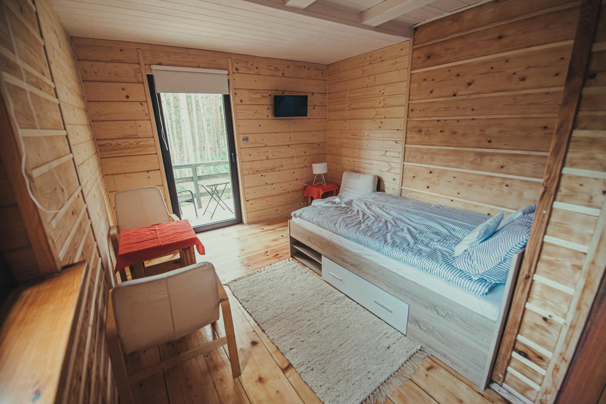 スパワ Zacisze Lesne Nad Pilica Bed & Breakfast エクステリア 写真