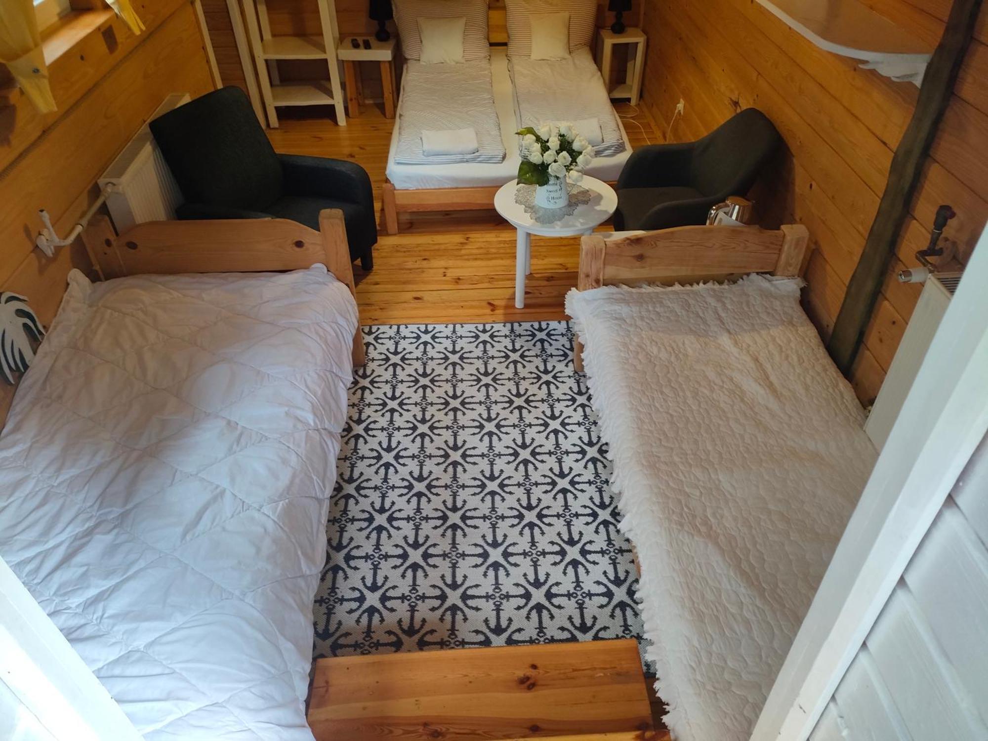 スパワ Zacisze Lesne Nad Pilica Bed & Breakfast エクステリア 写真
