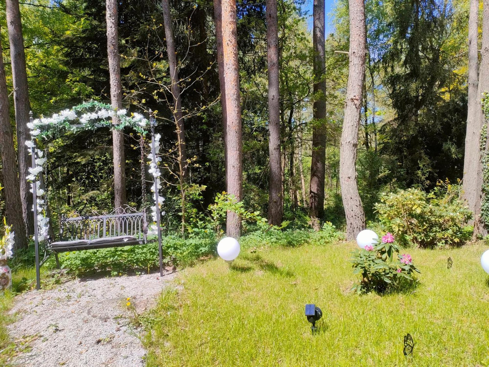 スパワ Zacisze Lesne Nad Pilica Bed & Breakfast エクステリア 写真